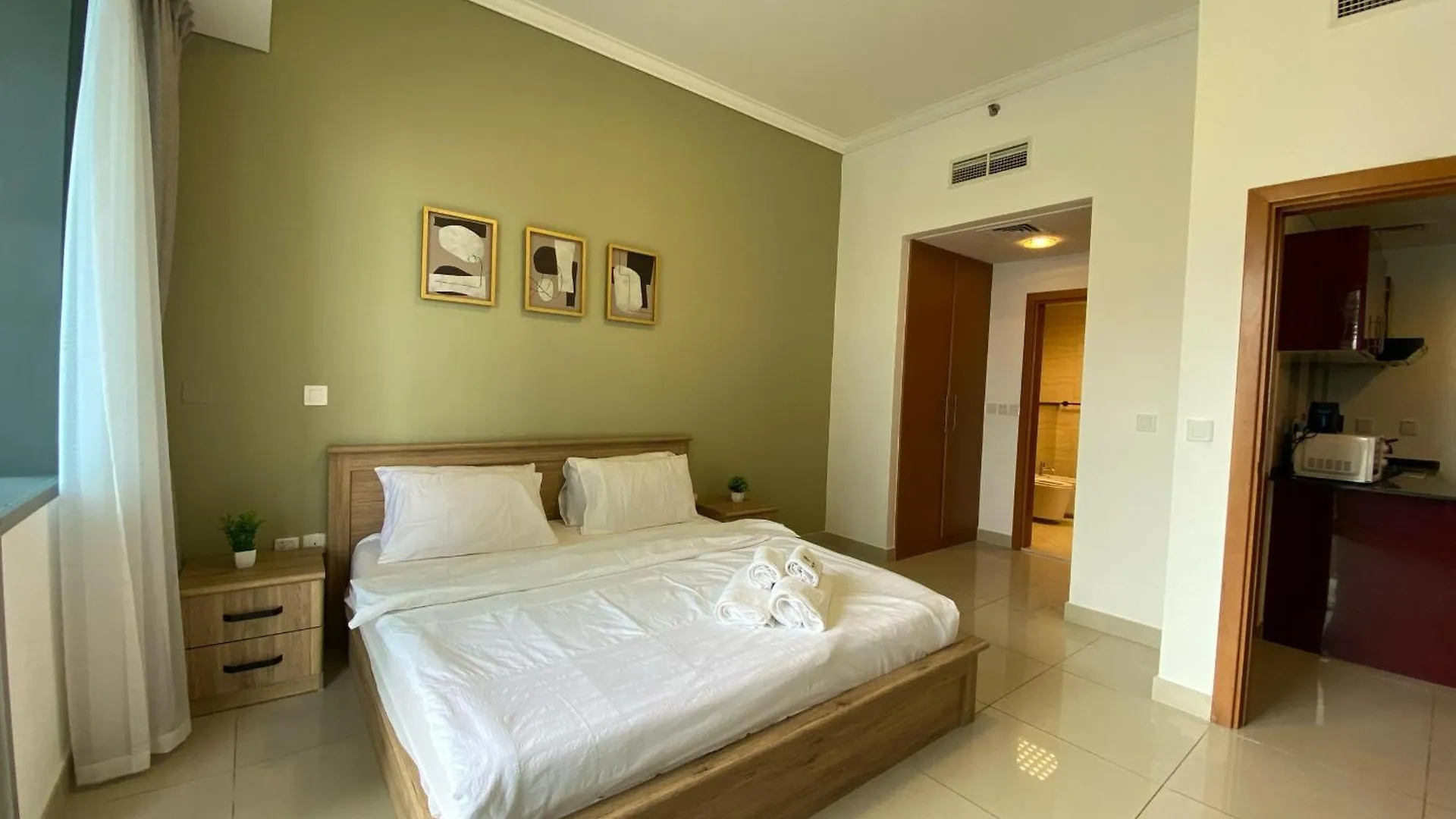 Charming 1-Bedroom Apartment I Dubai Marina United Arab Emirates